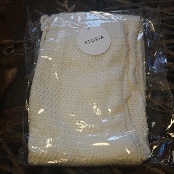 Crochet set..FIRM - Picture 7 of 7